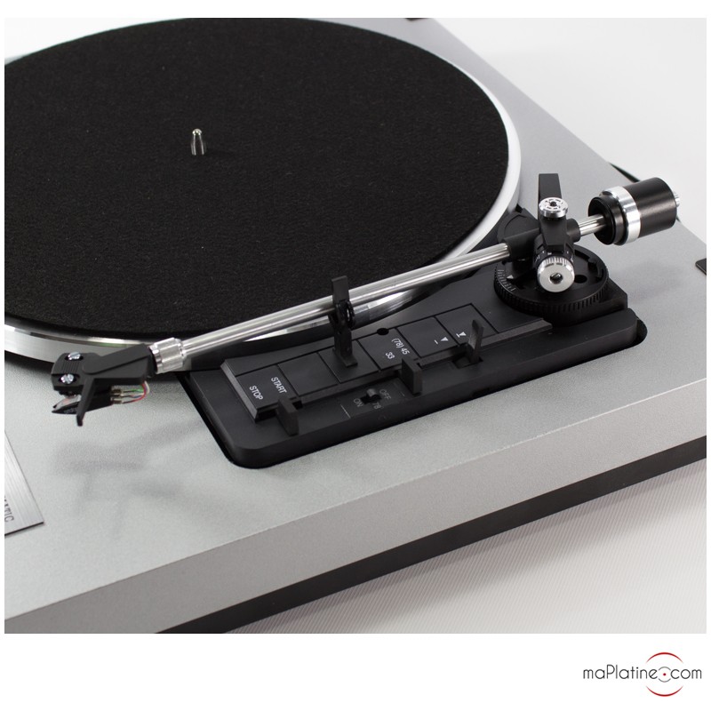 Dual CS 4551 EV vinyl turntable