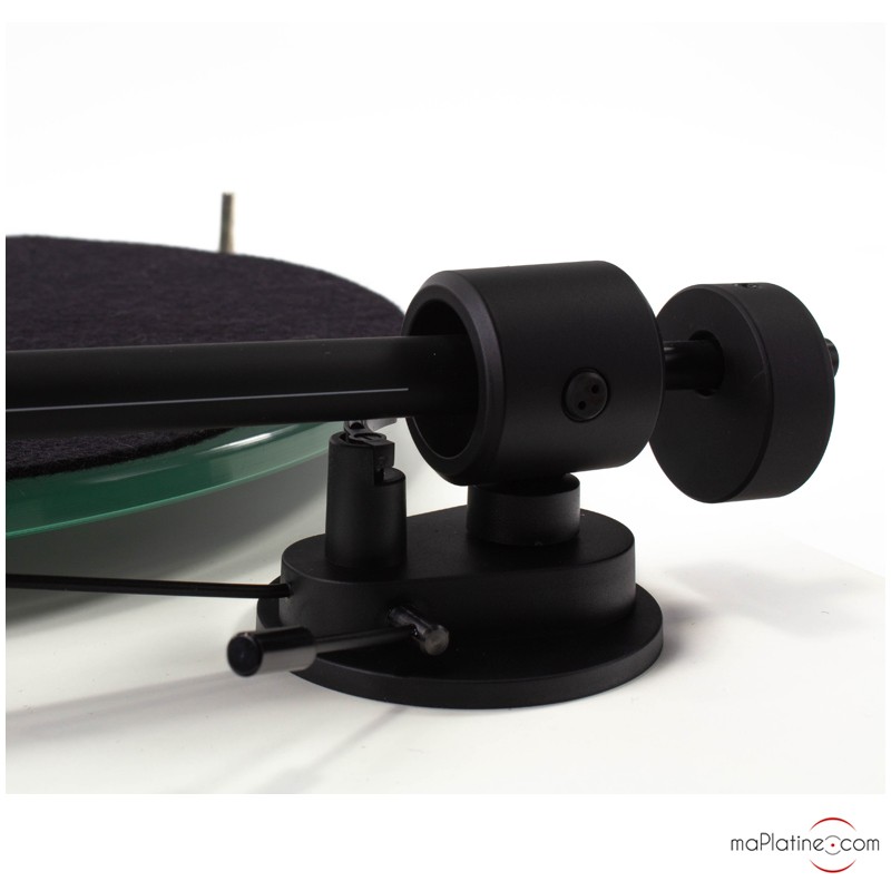 Pro-Ject T1 turntable Platines vinyles manuelles - Discover our offers