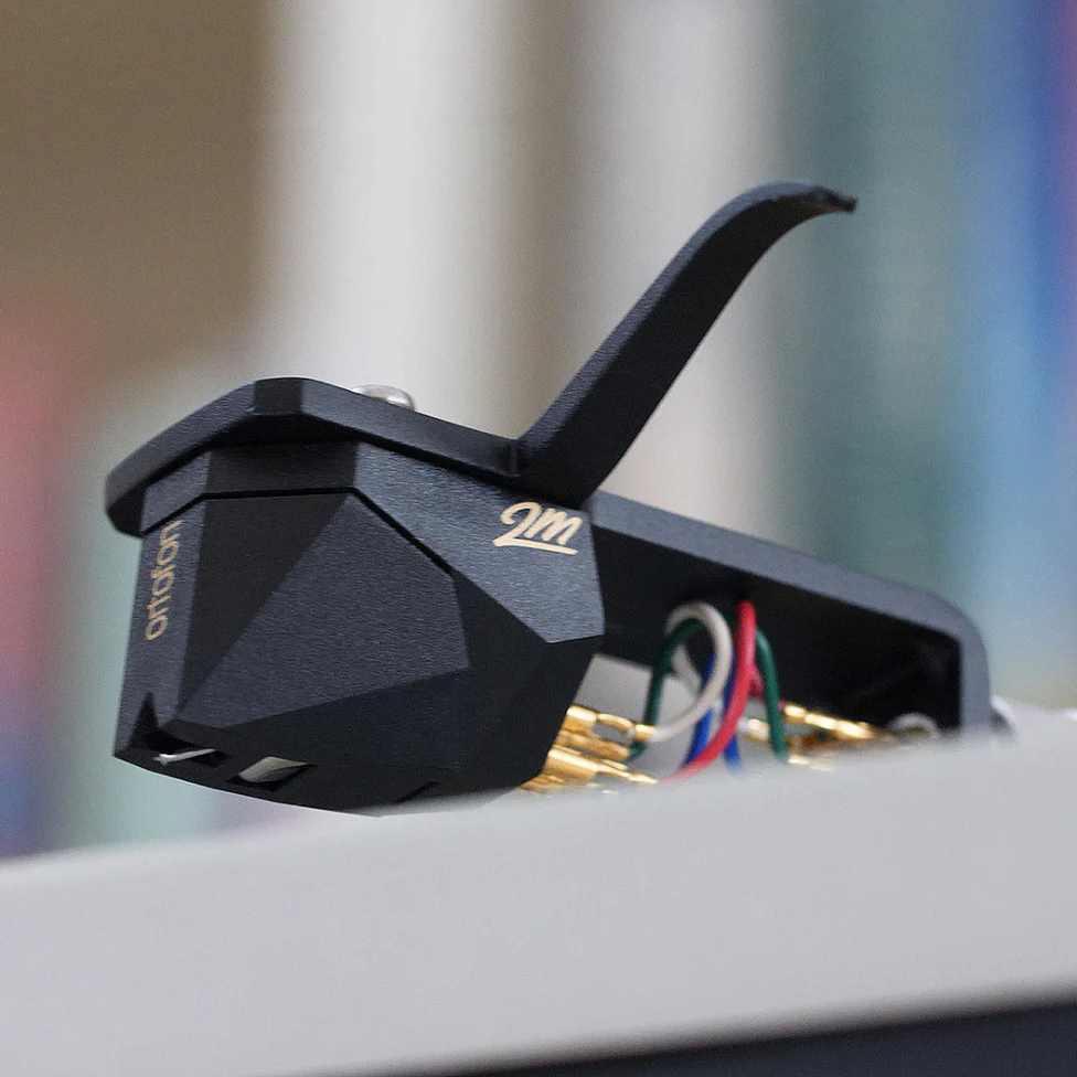 Platine vinyle Pro-Ject Debut Carbon 2M Blue Spéciale Edition